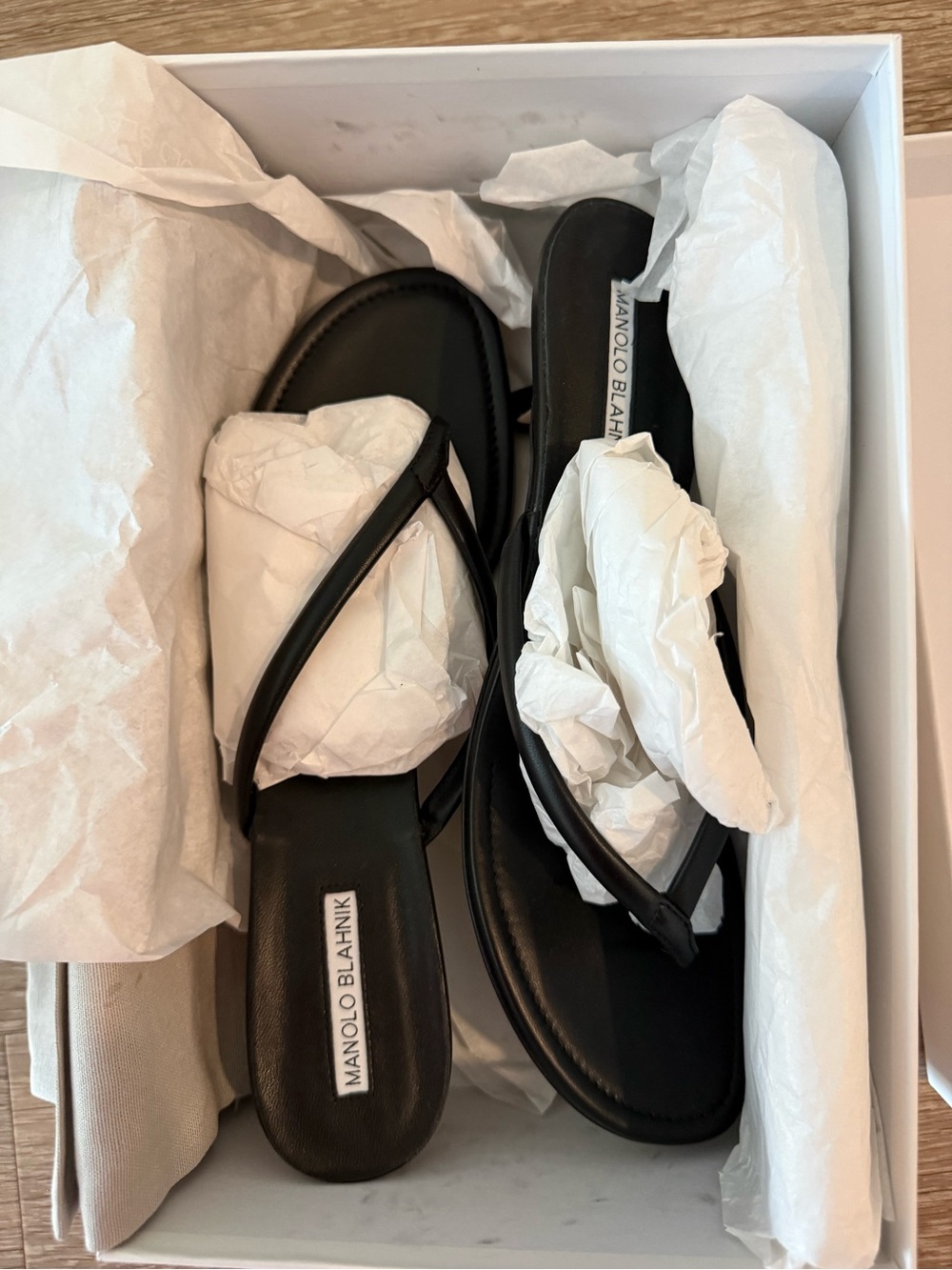 NWT MANOLO BLAHNIK Paterno 50 Leather Sandal - Picture 2 of 10